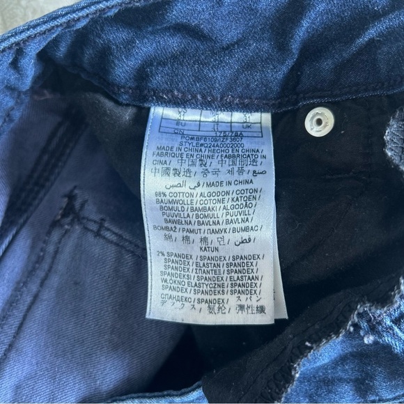 Womens Y2K Guess US 31 Medium Rise Boot Sarah Fit Jeans - Picture 9 of 9